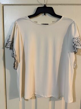 Adrianna Papell Cream Blouse with Floral Sleeve Embroidery